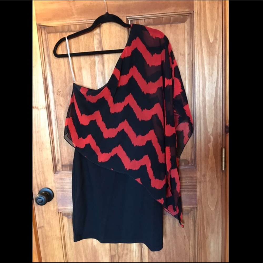 VERY flattering one-shoulder dress